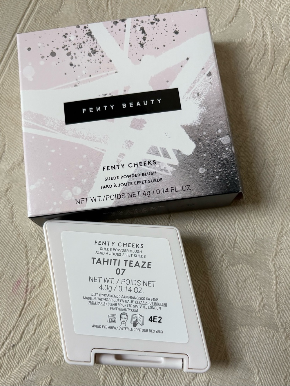 Fenty Beauty Suede Powder Blush in Tahiti Tease 07 BNIB - Picture 5 of 11